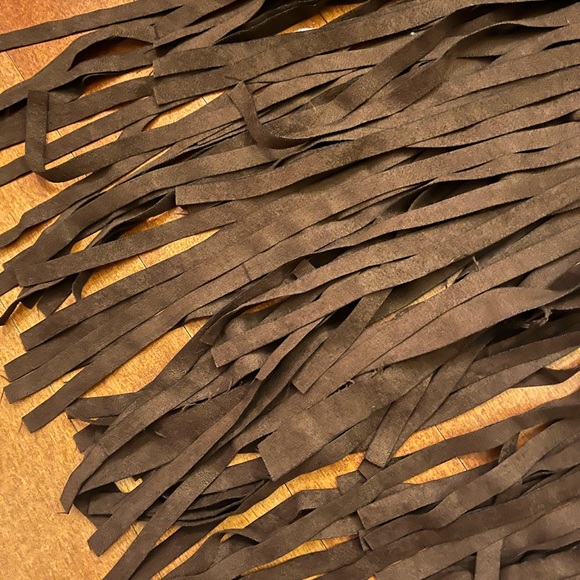 Amazing Fringe Vest! - Picture 3 of 6